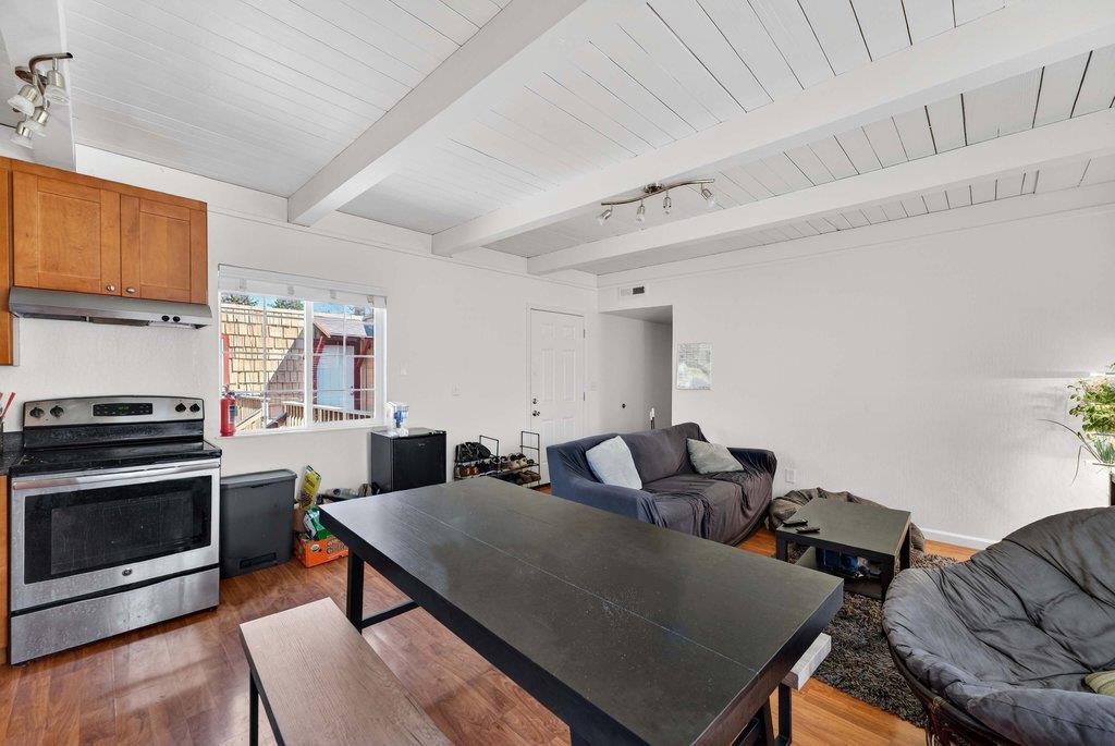 Detail Gallery Image 16 of 30 For 817 California St, Santa Cruz,  CA 95060 - – Beds | – Baths