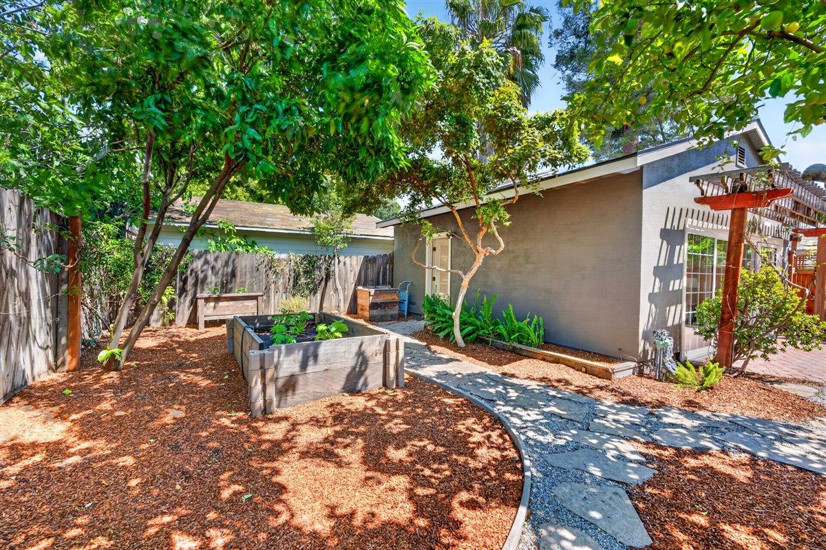 Detail Gallery Image 59 of 81 For 148 N 12th St, San Jose,  CA 95112 - 2 Beds | 1 Baths