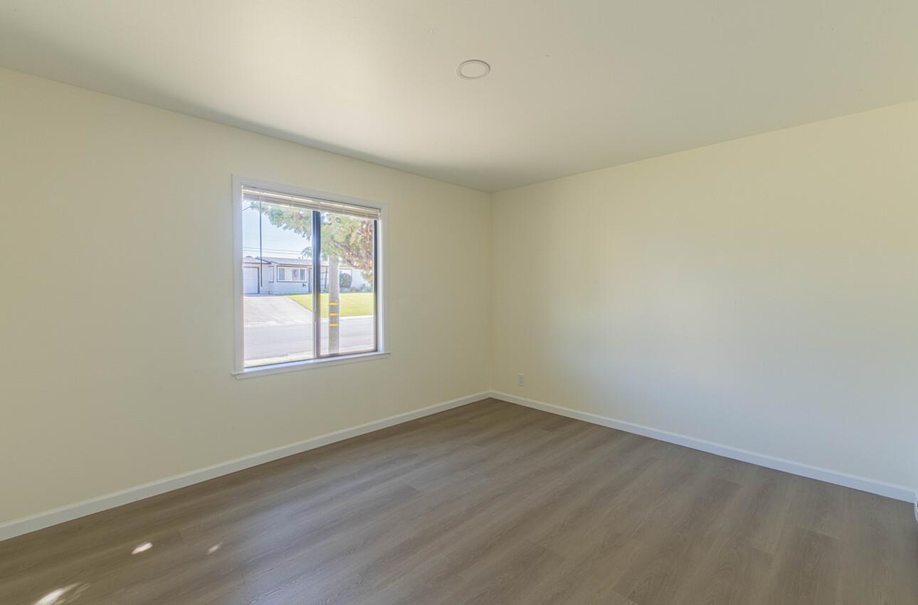 Detail Gallery Image 11 of 20 For 61 Beverly Dr, Salinas,  CA 93905 - 3 Beds | 1 Baths
