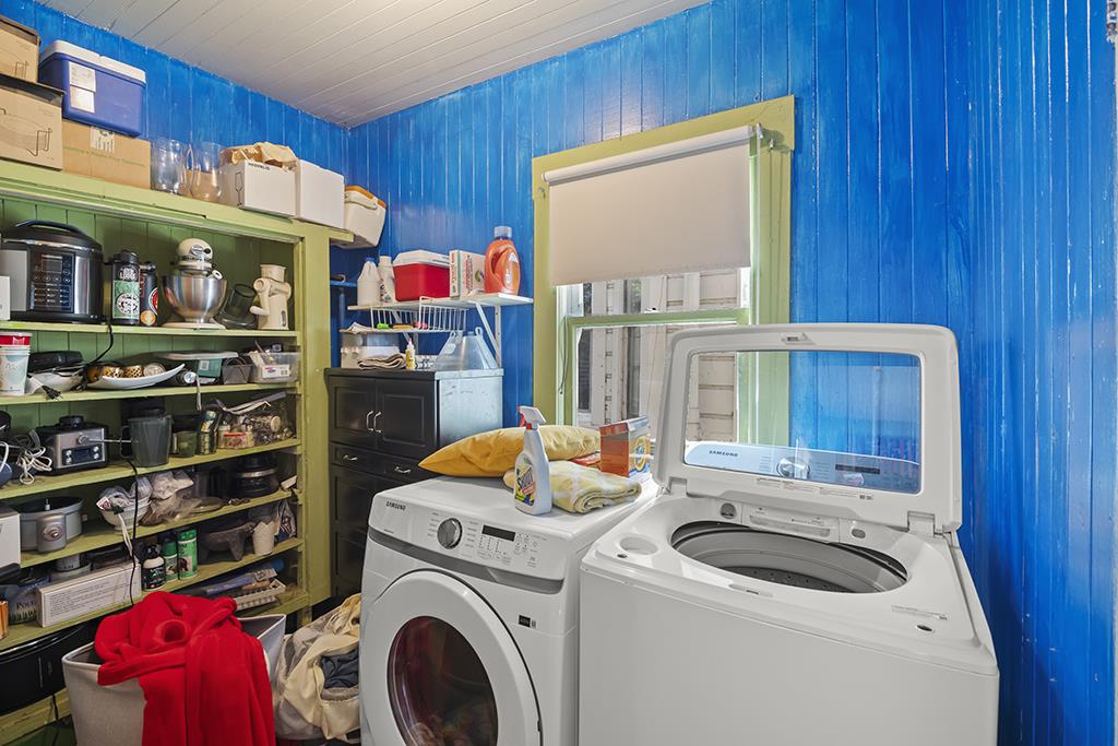 Detail Gallery Image 9 of 13 For 326 Athol Ave, Oakland,  CA 94606 - 3 Beds | 1/1 Baths