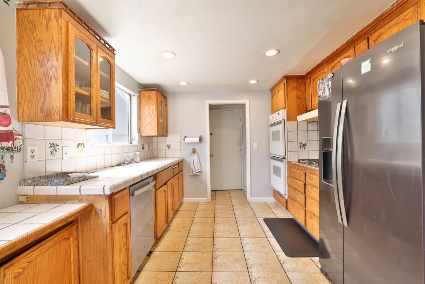 Detail Gallery Image 13 of 27 For 2537 Orinda Dr, San Jose,  CA 95121 - 3 Beds | 2 Baths