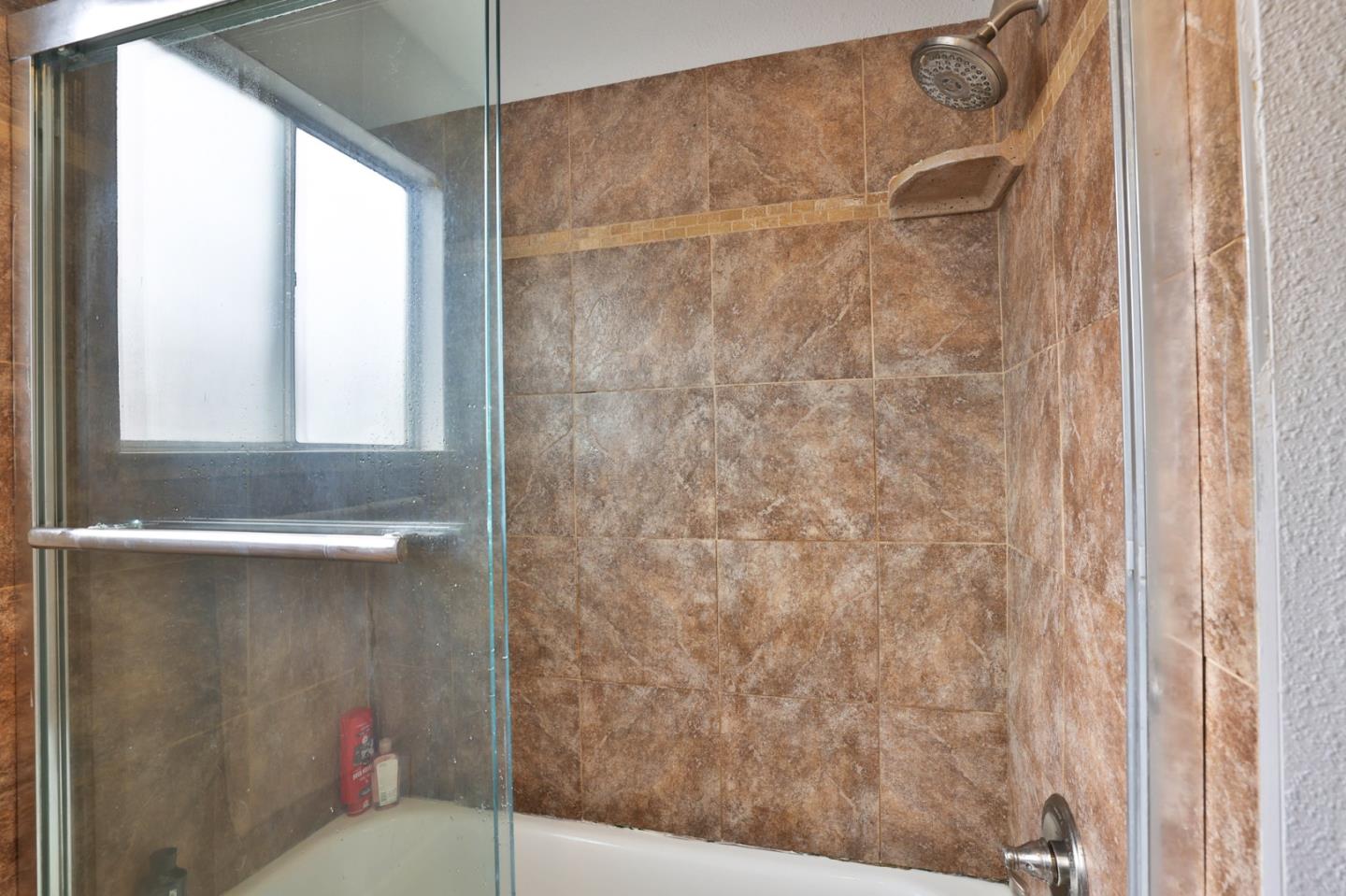 Detail Gallery Image 18 of 27 For 2537 Orinda Dr, San Jose,  CA 95121 - 3 Beds | 2 Baths