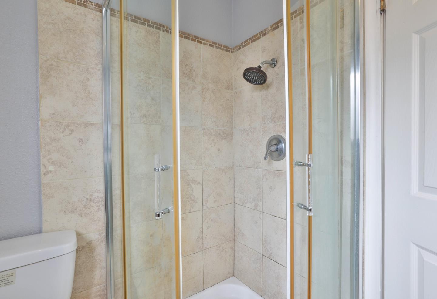 Detail Gallery Image 22 of 27 For 2537 Orinda Dr, San Jose,  CA 95121 - 3 Beds | 2 Baths