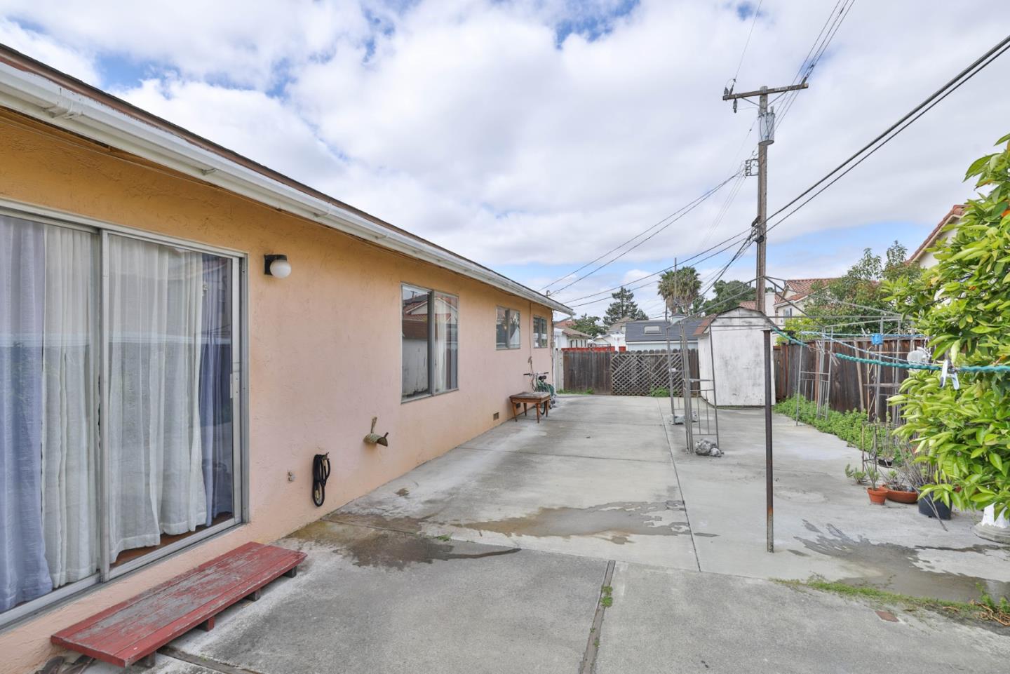 Detail Gallery Image 24 of 27 For 2537 Orinda Dr, San Jose,  CA 95121 - 3 Beds | 2 Baths