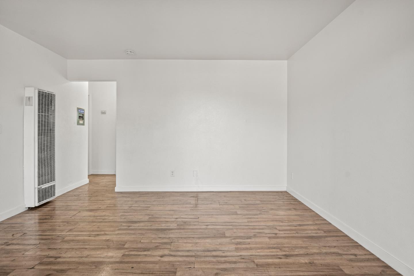 Detail Gallery Image 5 of 35 For 336 N 5th St, San Jose,  CA 95112 - – Beds | – Baths