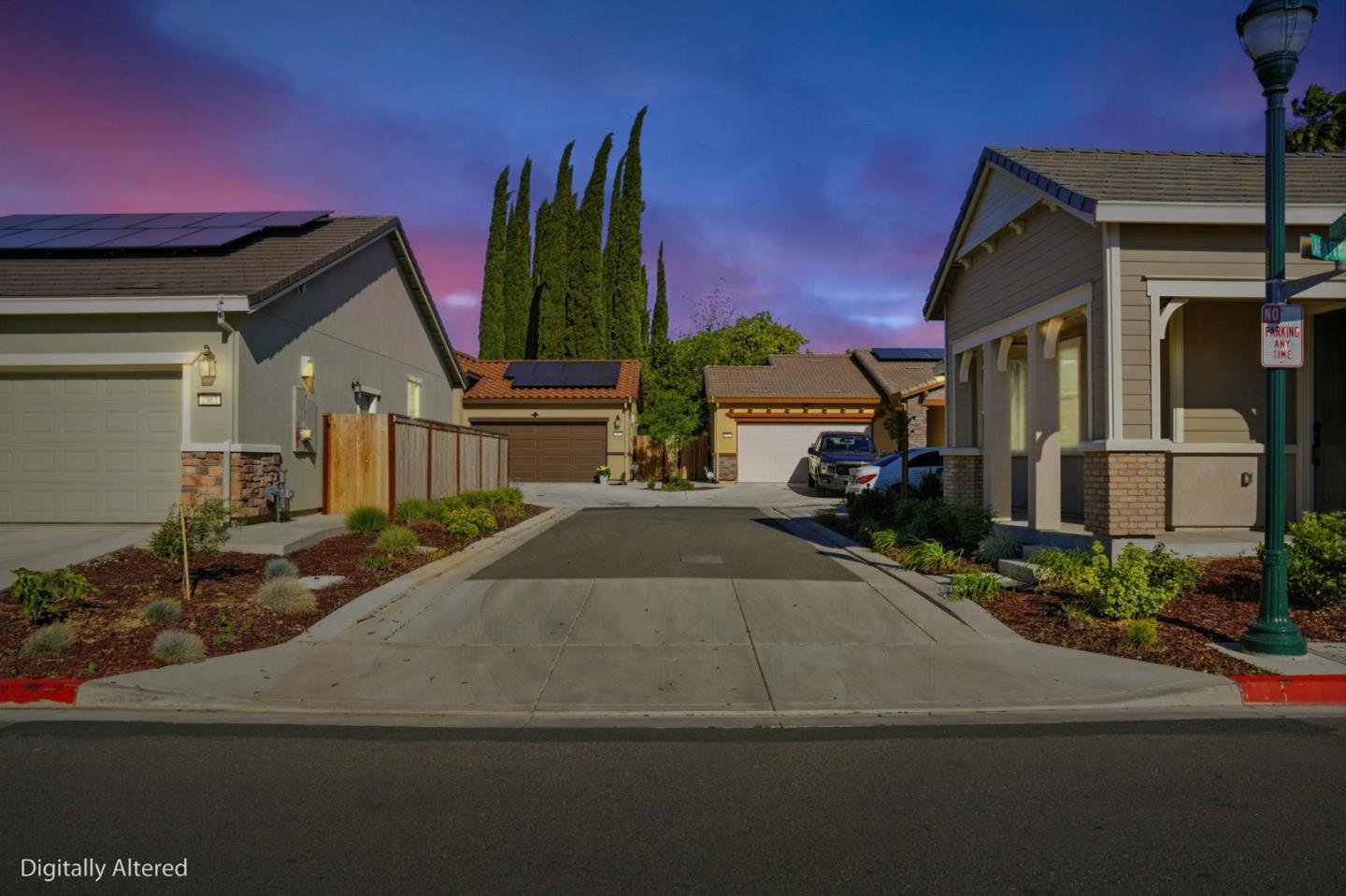 Detail Gallery Image 2 of 37 For 1957 Apiary Way, Hughson,  CA 95326 - 4 Beds | 2/1 Baths