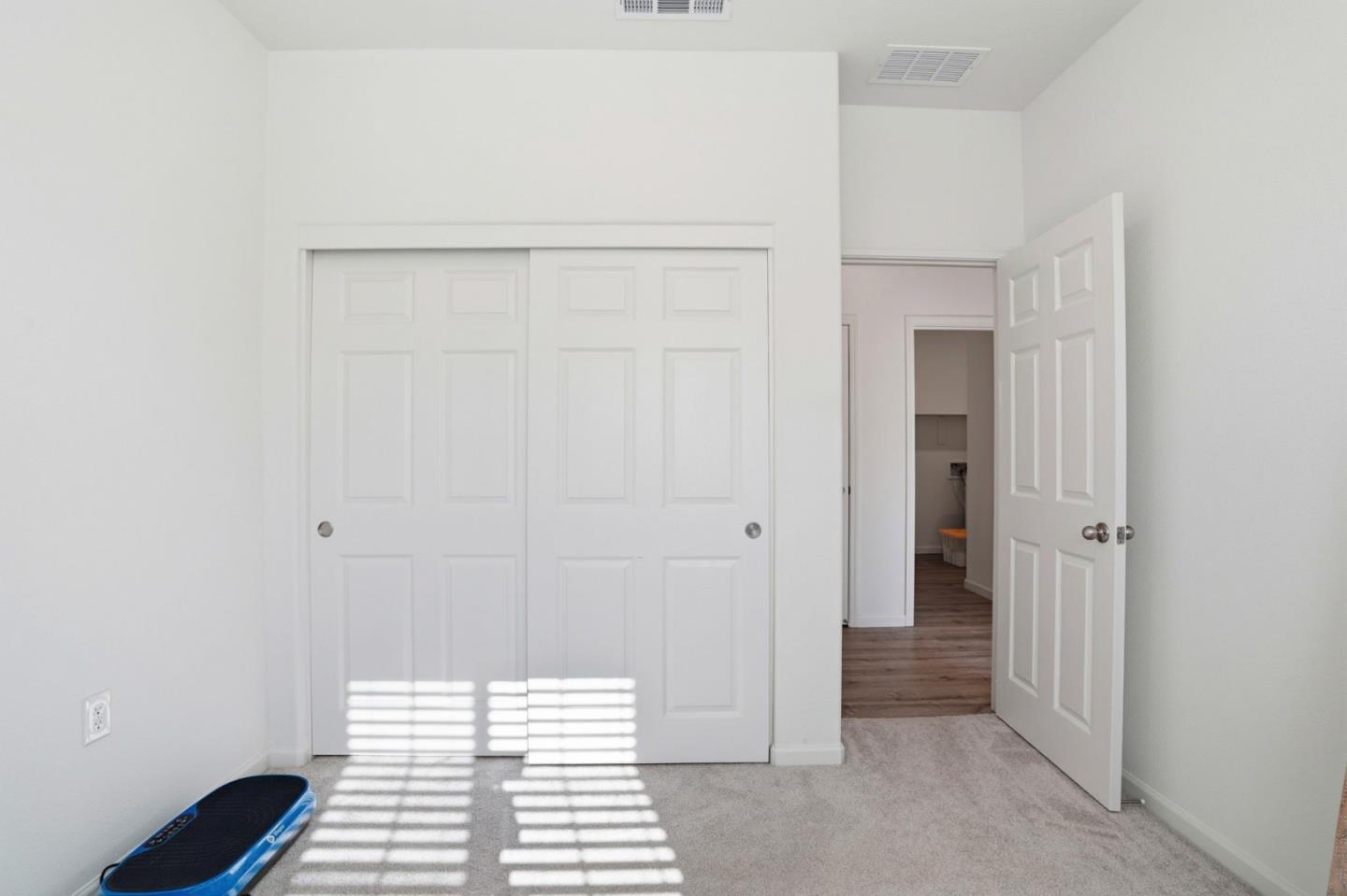 Detail Gallery Image 26 of 37 For 1957 Apiary Way, Hughson,  CA 95326 - 4 Beds | 2/1 Baths