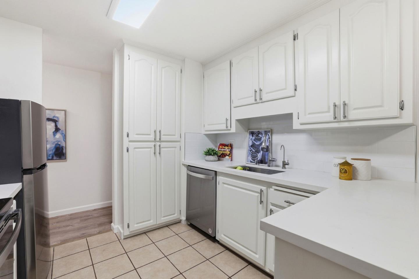 Photo #16: ML82042956 Listing: Photo #16