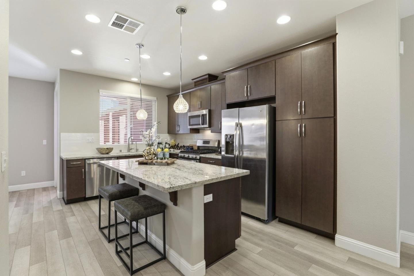 Photo #10: ML82042957 Listing: Photo #10