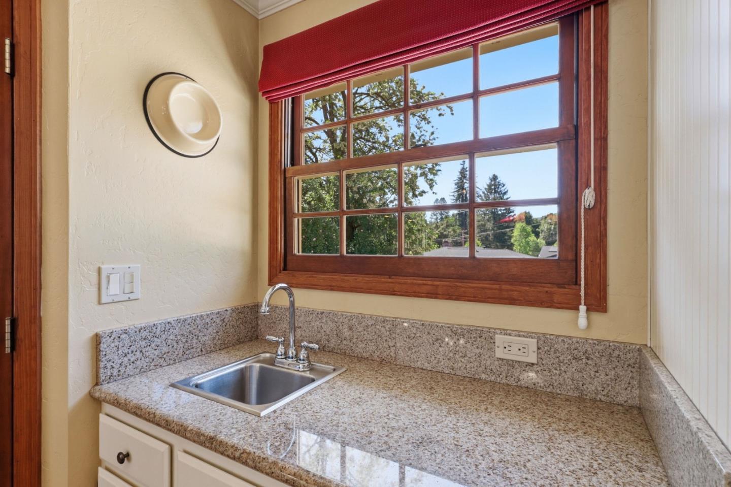 135 Rancho Rio Avenue, Ben Lomond, CA, 95005