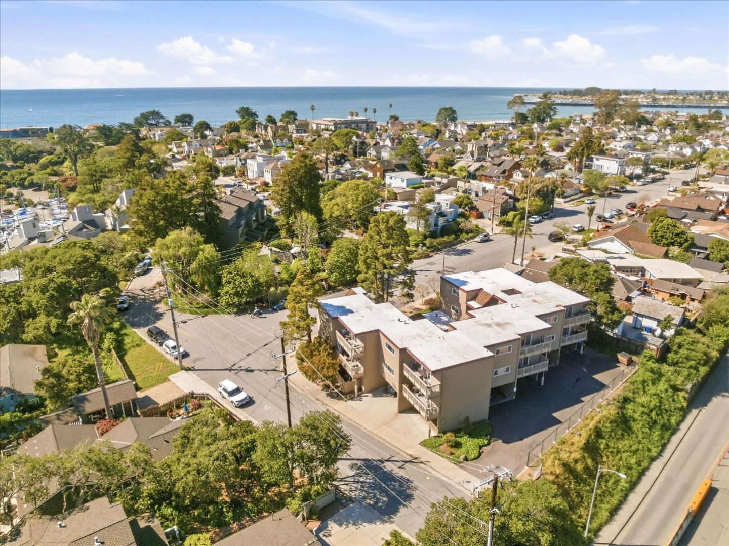171 Marine Parade, Santa Cruz, CA, 95062