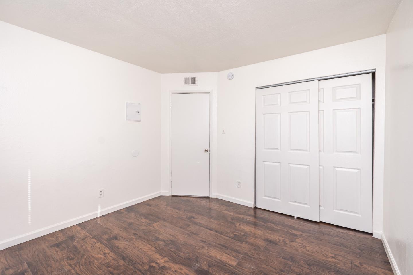 Detail Gallery Image 26 of 39 For 10 Nedra Ct, Sacramento,  CA 95822 - – Beds | – Baths