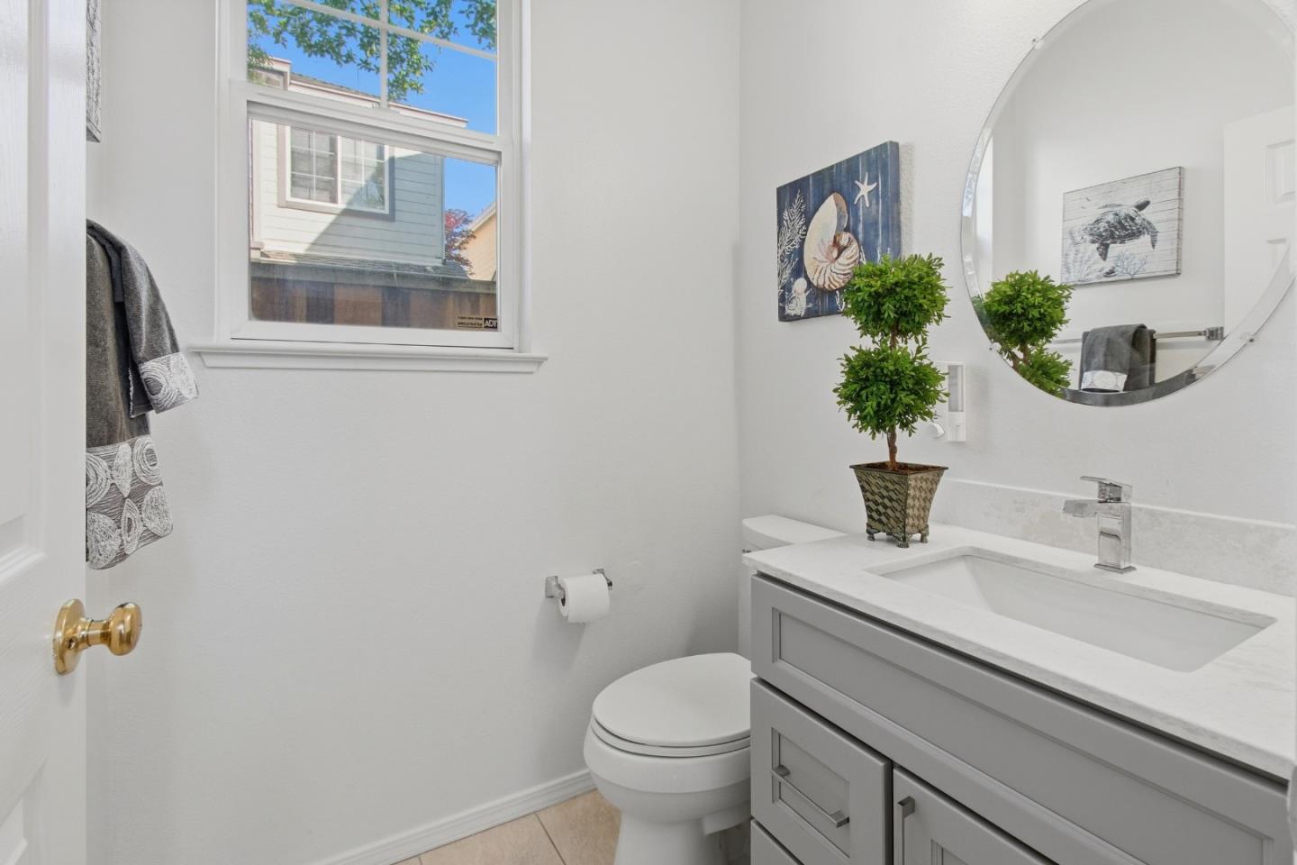 Detail Gallery Image 31 of 42 For 4040 Hemingway Cmn, Fremont,  CA 94536 - 3 Beds | 2/1 Baths