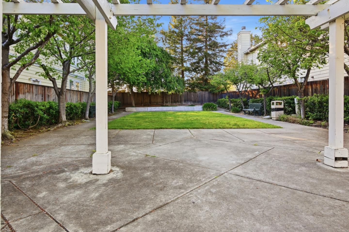 Detail Gallery Image 36 of 42 For 4040 Hemingway Cmn, Fremont,  CA 94536 - 3 Beds | 2/1 Baths