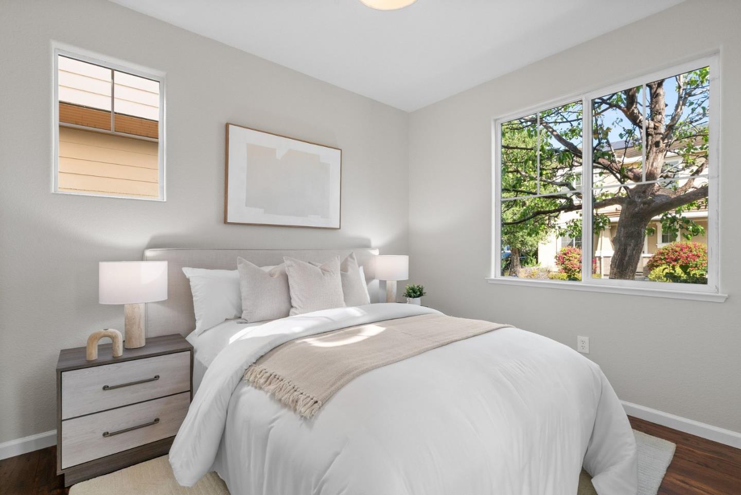 Detail Gallery Image 28 of 50 For 510 Sandlewood St, Menlo Park,  CA 94025 - 4 Beds | 3 Baths