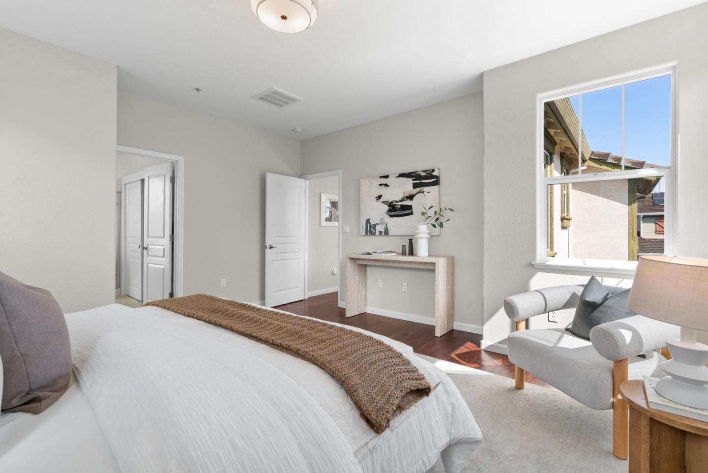 Detail Gallery Image 35 of 50 For 510 Sandlewood St, Menlo Park,  CA 94025 - 4 Beds | 3 Baths