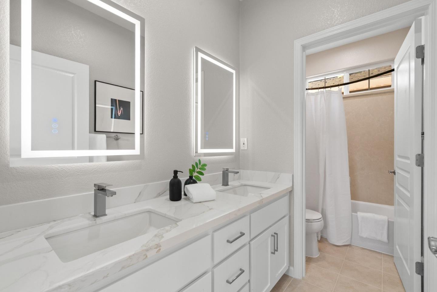 Detail Gallery Image 43 of 50 For 510 Sandlewood St, Menlo Park,  CA 94025 - 4 Beds | 3 Baths