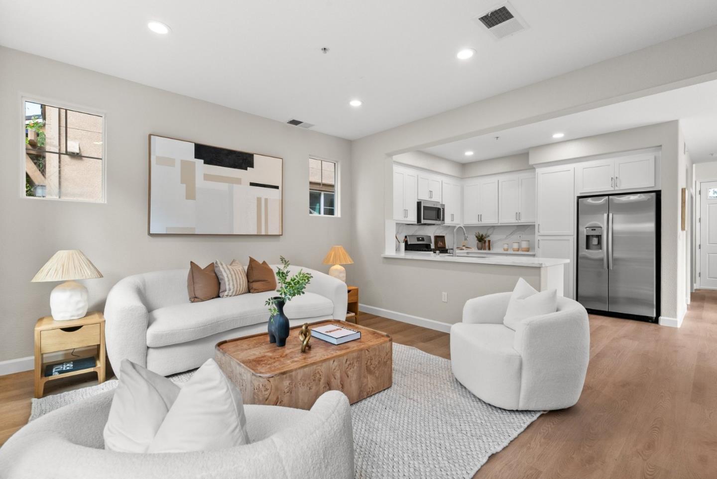 Detail Gallery Image 8 of 50 For 510 Sandlewood St, Menlo Park,  CA 94025 - 4 Beds | 3 Baths