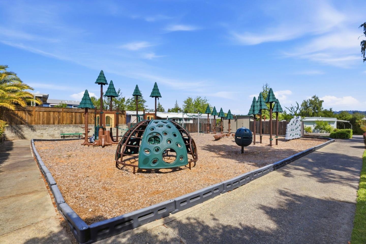 Detail Gallery Image 23 of 26 For 444 Whispering Pines Dr #36,  Scotts Valley,  CA 95066 - 3 Beds | 2 Baths