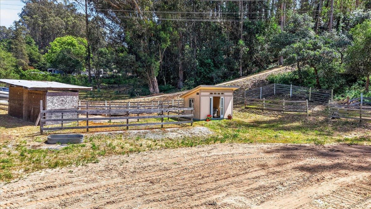 Detail Gallery Image 6 of 35 For 575 Snyder Ave, Aromas,  CA 95004 - 3 Beds | 2 Baths