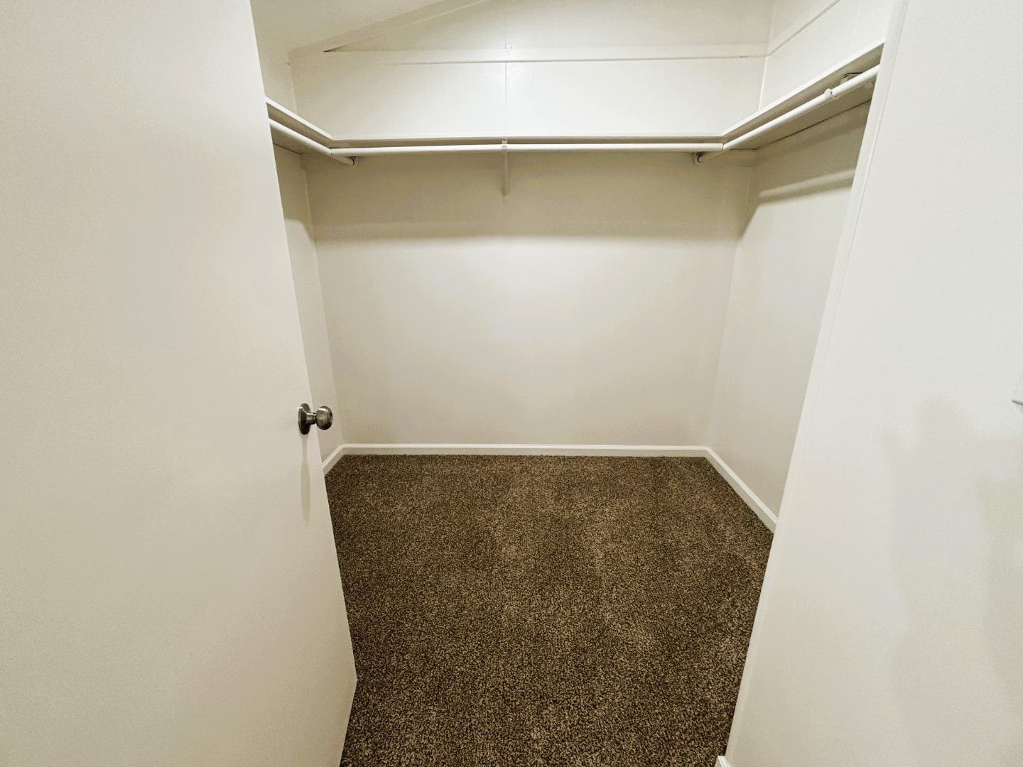 Detail Gallery Image 18 of 22 For 391 Millpond Dr #391,  San Jose,  CA 95125 - 2 Beds | 2 Baths