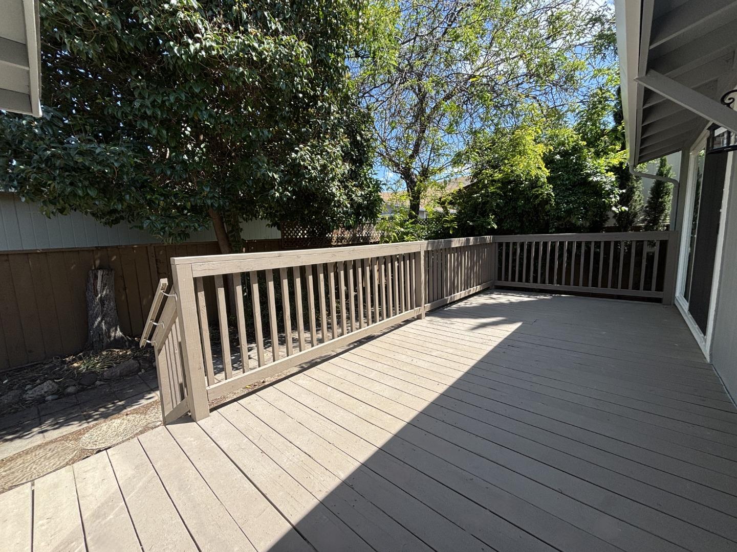 Detail Gallery Image 21 of 22 For 391 Millpond Dr #391,  San Jose,  CA 95125 - 2 Beds | 2 Baths