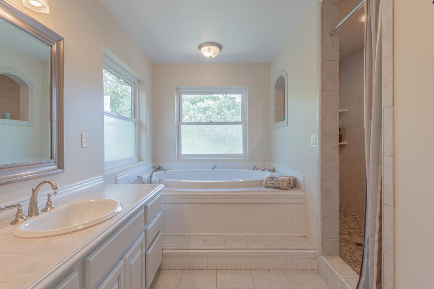 Detail Gallery Image 24 of 38 For 2188 Ridge Rider Rd, Bradley_SLP,  CA 93426 - 5 Beds | 3 Baths