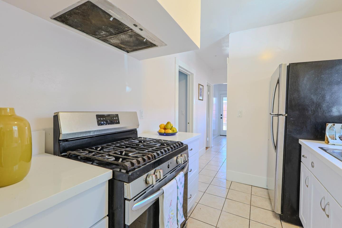 Detail Gallery Image 12 of 29 For 421 Elizabeth St, San Jose,  CA 95112 - 2 Beds | 1 Baths