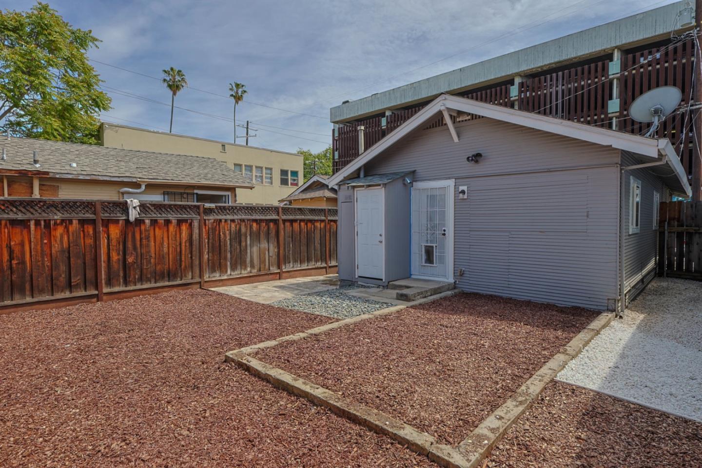 Detail Gallery Image 25 of 29 For 421 Elizabeth St, San Jose,  CA 95112 - 2 Beds | 1 Baths