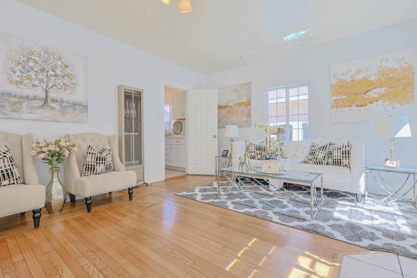 Detail Gallery Image 4 of 29 For 421 Elizabeth St, San Jose,  CA 95112 - 2 Beds | 1 Baths