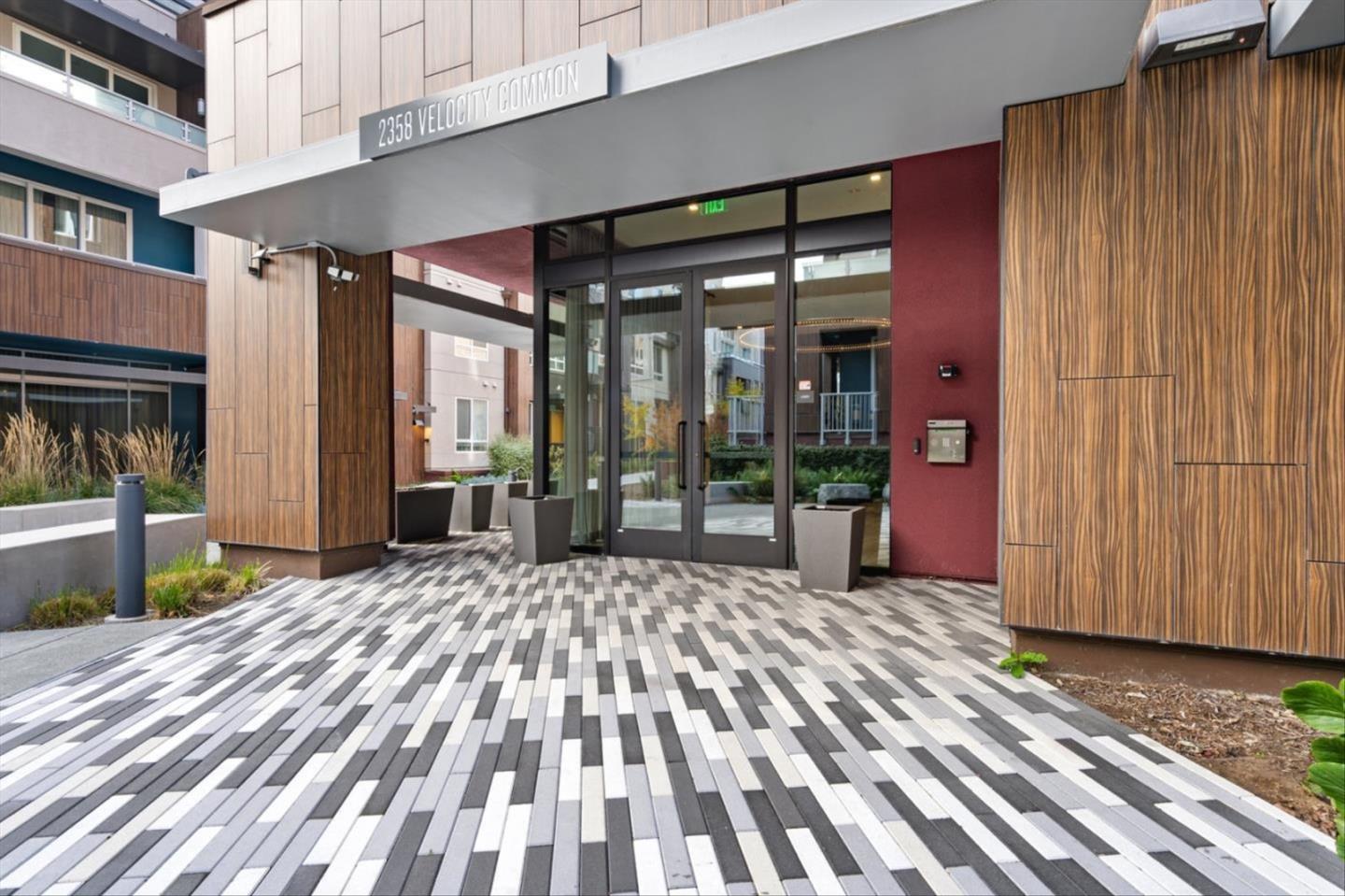 Detail Gallery Image 39 of 90 For 2358 Velocity Cmn #206,  Fremont,  CA 94539 - 2 Beds | 2 Baths