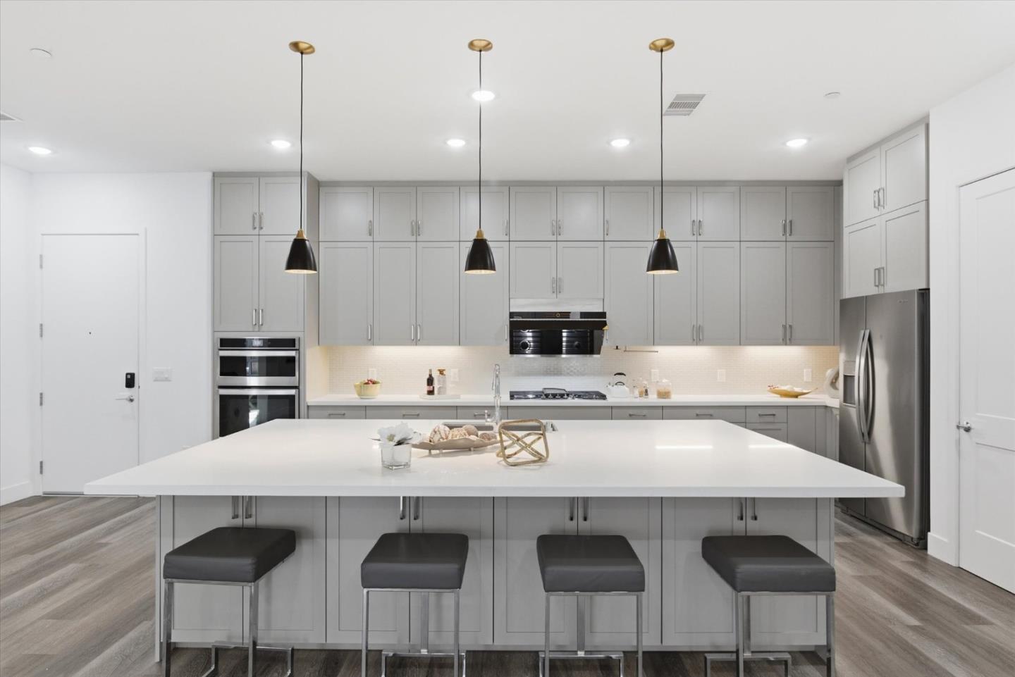 Detail Gallery Image 5 of 90 For 2358 Velocity Cmn #206,  Fremont,  CA 94539 - 2 Beds | 2 Baths