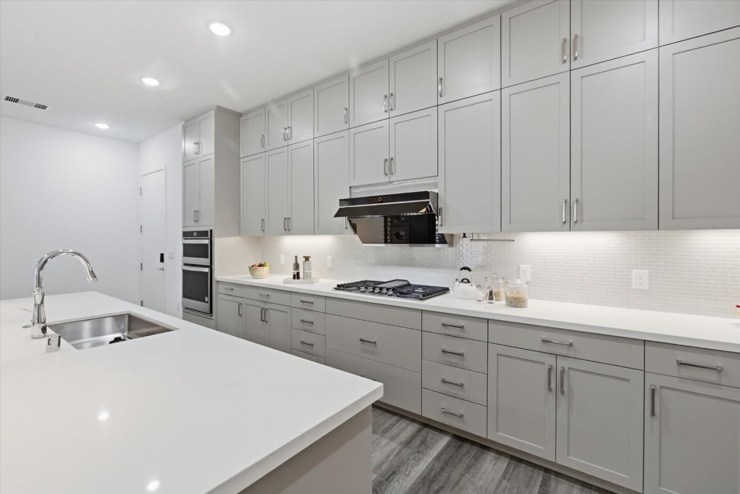 Detail Gallery Image 7 of 90 For 2358 Velocity Cmn #206,  Fremont,  CA 94539 - 2 Beds | 2 Baths