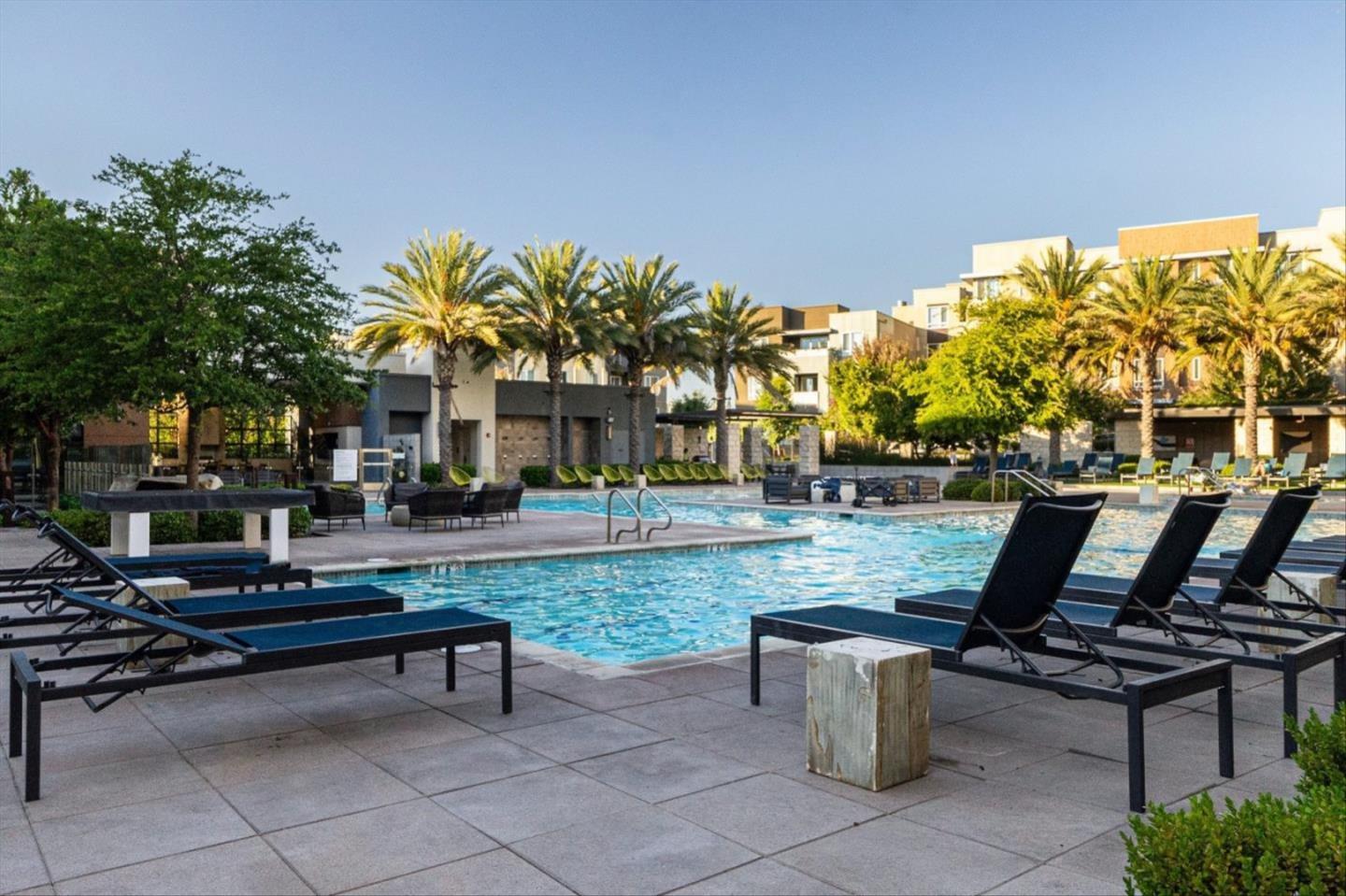 Detail Gallery Image 76 of 90 For 2358 Velocity Cmn #206,  Fremont,  CA 94539 - 2 Beds | 2 Baths