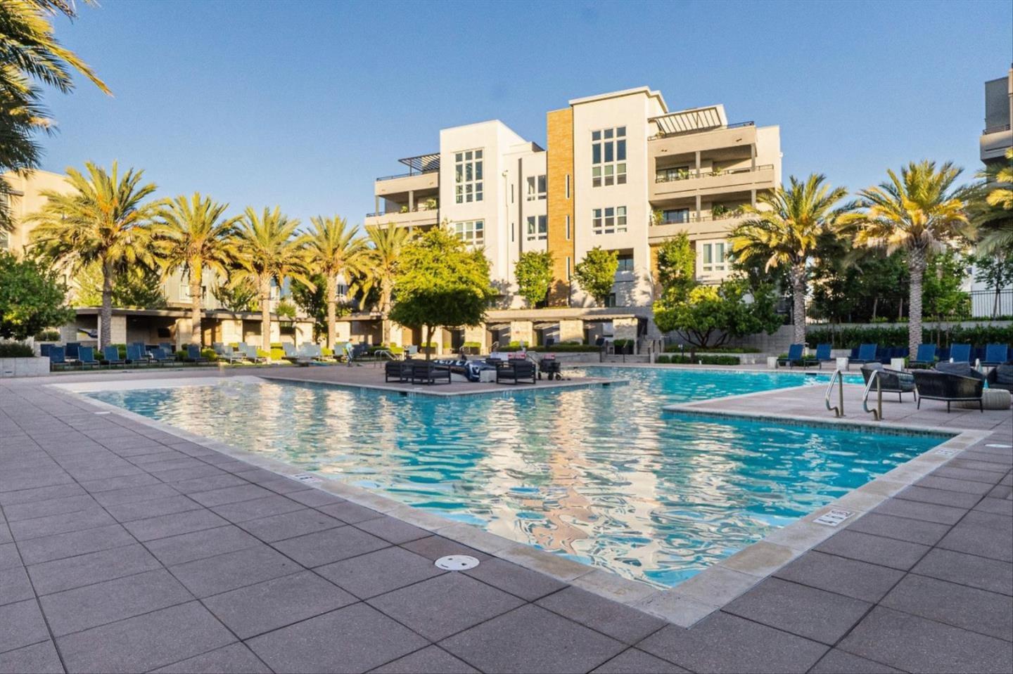 Detail Gallery Image 81 of 90 For 2358 Velocity Cmn #206,  Fremont,  CA 94539 - 2 Beds | 2 Baths