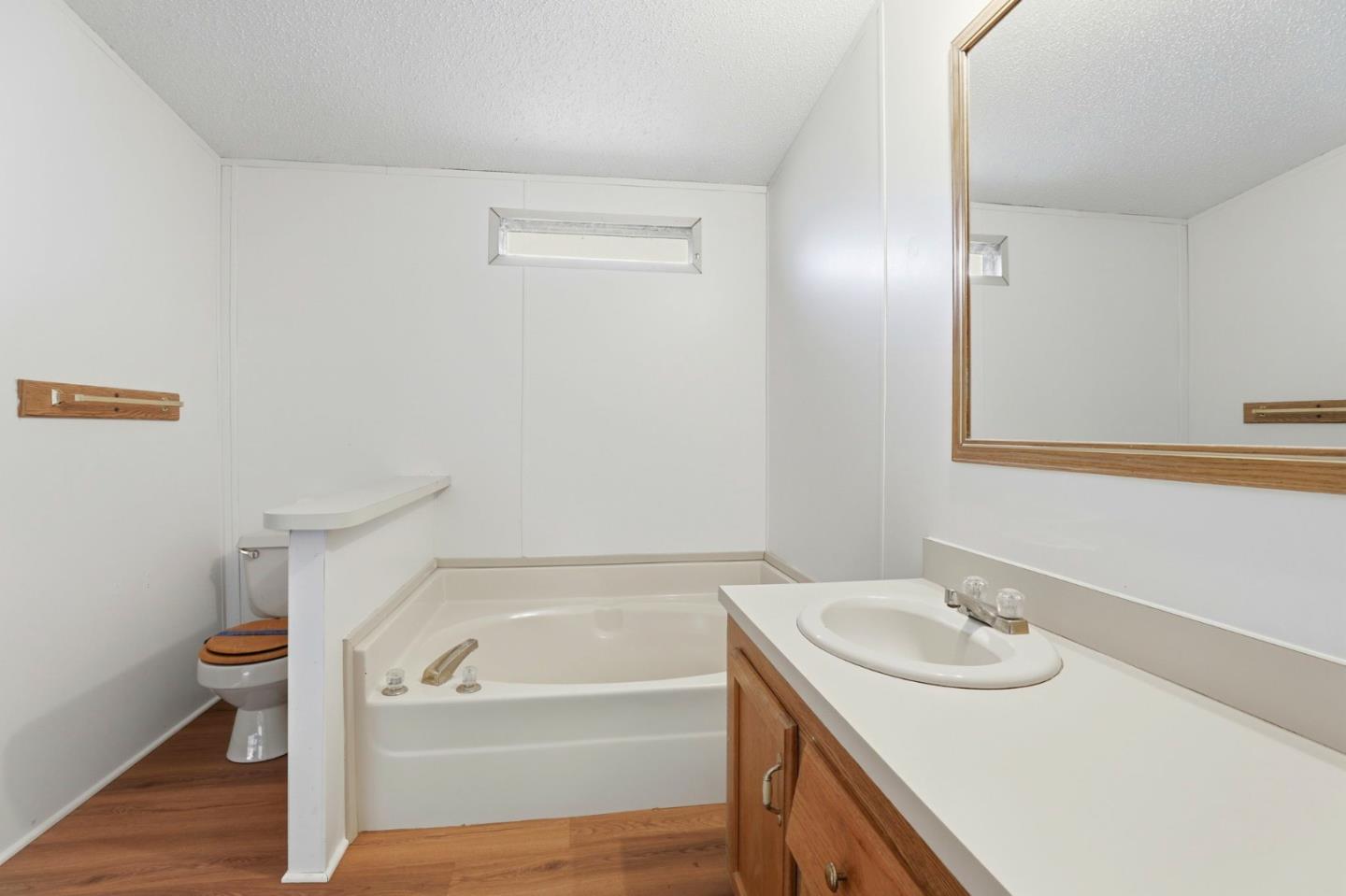 Detail Gallery Image 35 of 51 For 41800 Tassajara Rd, Carmel Valley,  CA 93924 - 2 Beds | 2 Baths