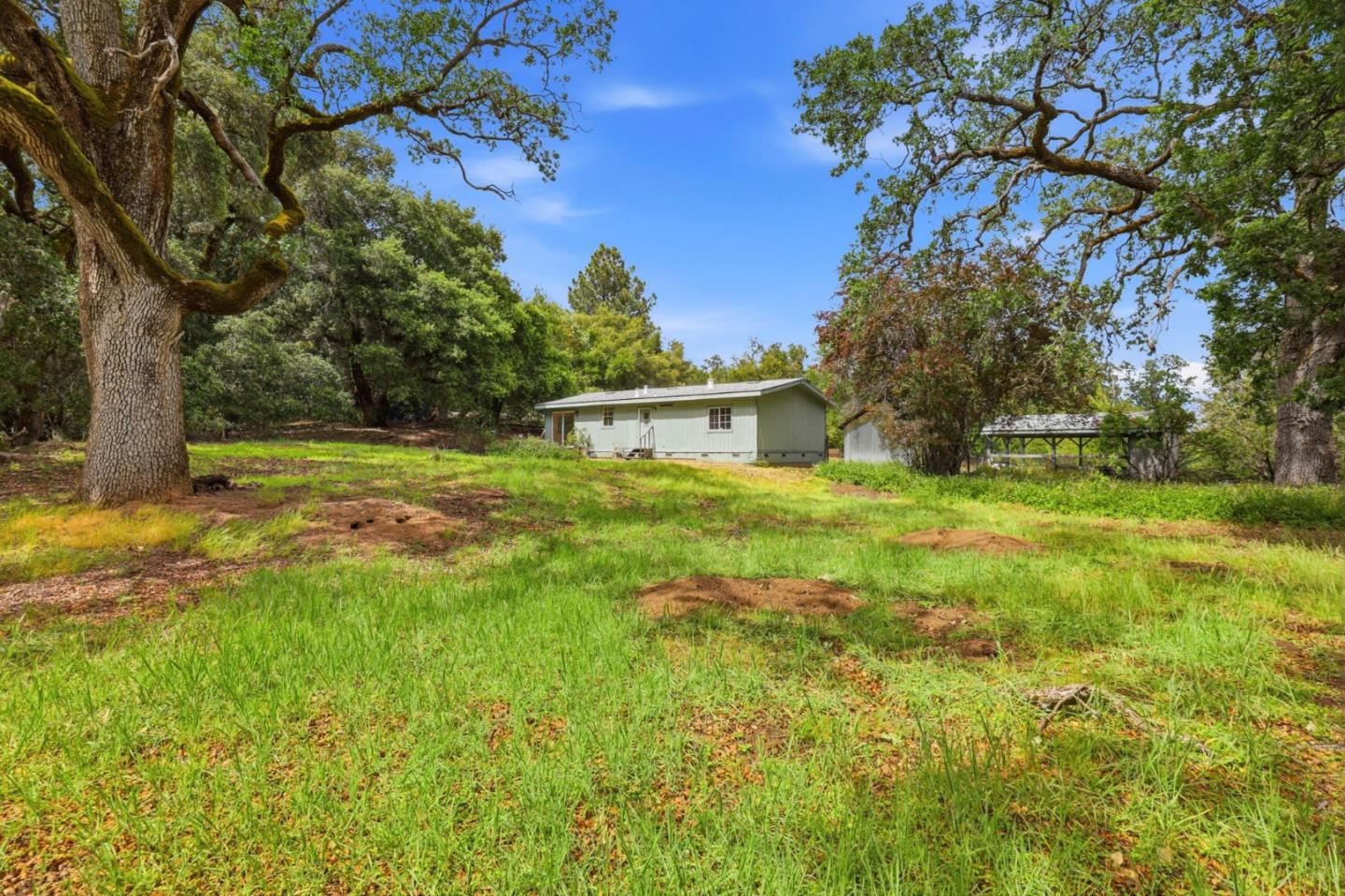 Detail Gallery Image 40 of 51 For 41800 Tassajara Rd, Carmel Valley,  CA 93924 - 2 Beds | 2 Baths