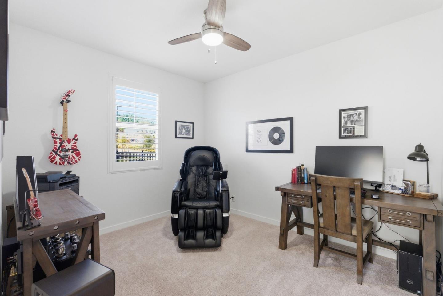 Detail Gallery Image 11 of 31 For 1325 Hernandez Way, Gilroy,  CA 95020 - 4 Beds | 3 Baths