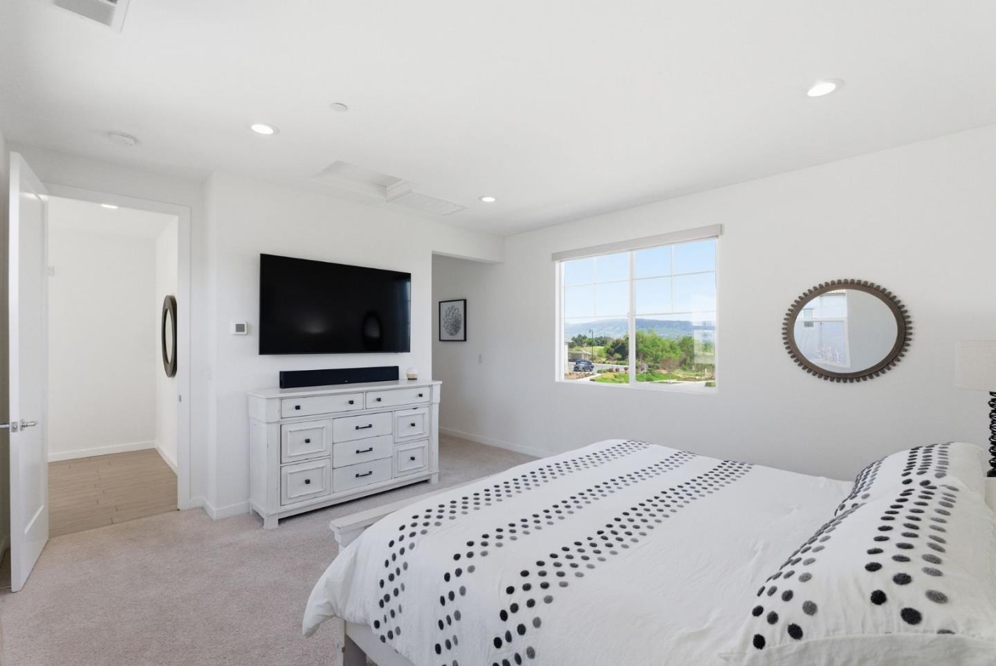 Detail Gallery Image 18 of 31 For 1325 Hernandez Way, Gilroy,  CA 95020 - 4 Beds | 3 Baths