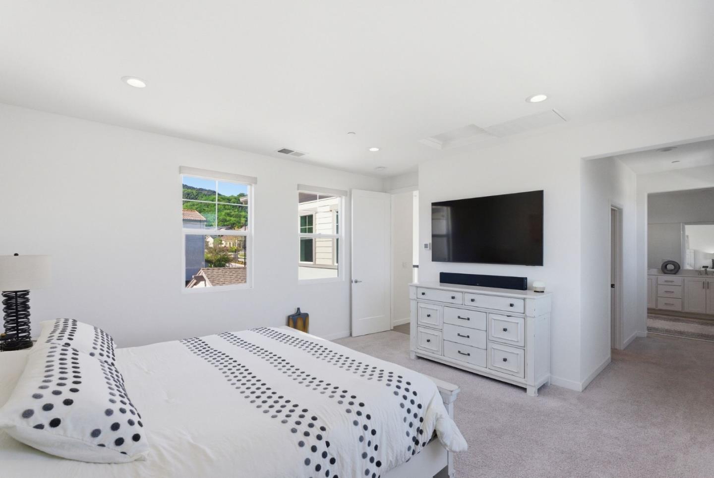 Detail Gallery Image 19 of 31 For 1325 Hernandez Way, Gilroy,  CA 95020 - 4 Beds | 3 Baths