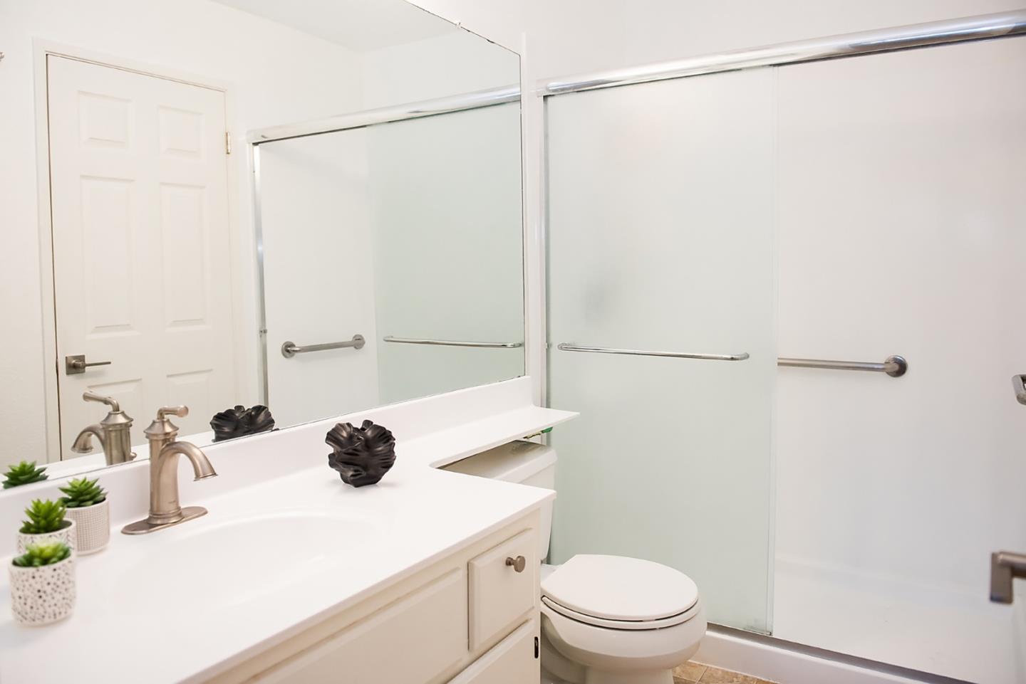 Photo #17: ML82042980 Listing: Photo #17