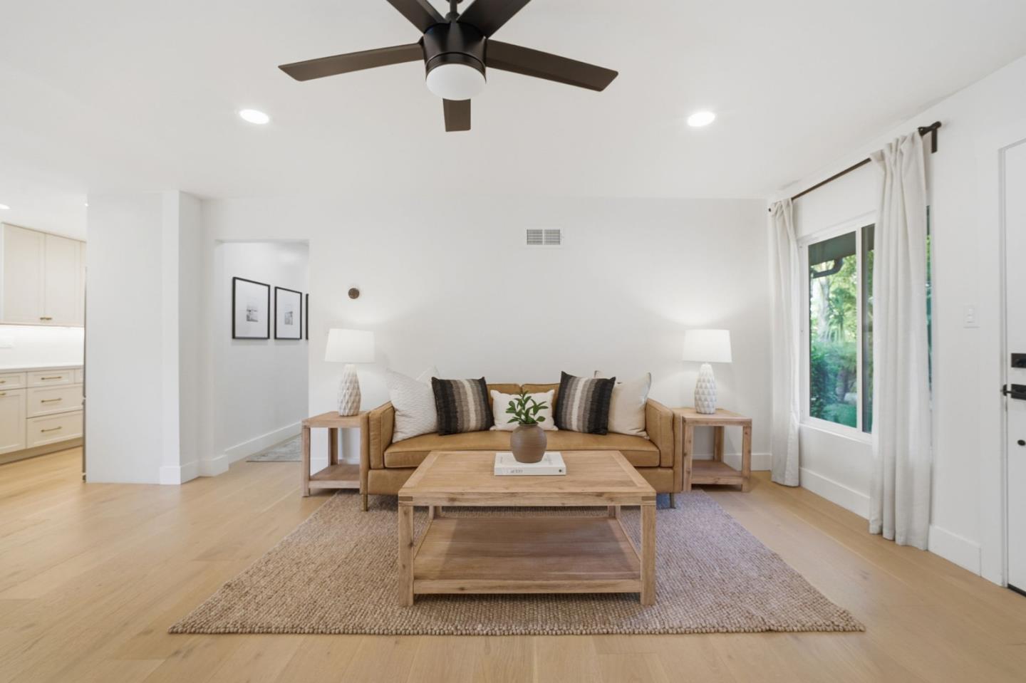 Detail Gallery Image 10 of 46 For 7561 Miller Ave, Gilroy,  CA 95020 - 5 Beds | 3 Baths