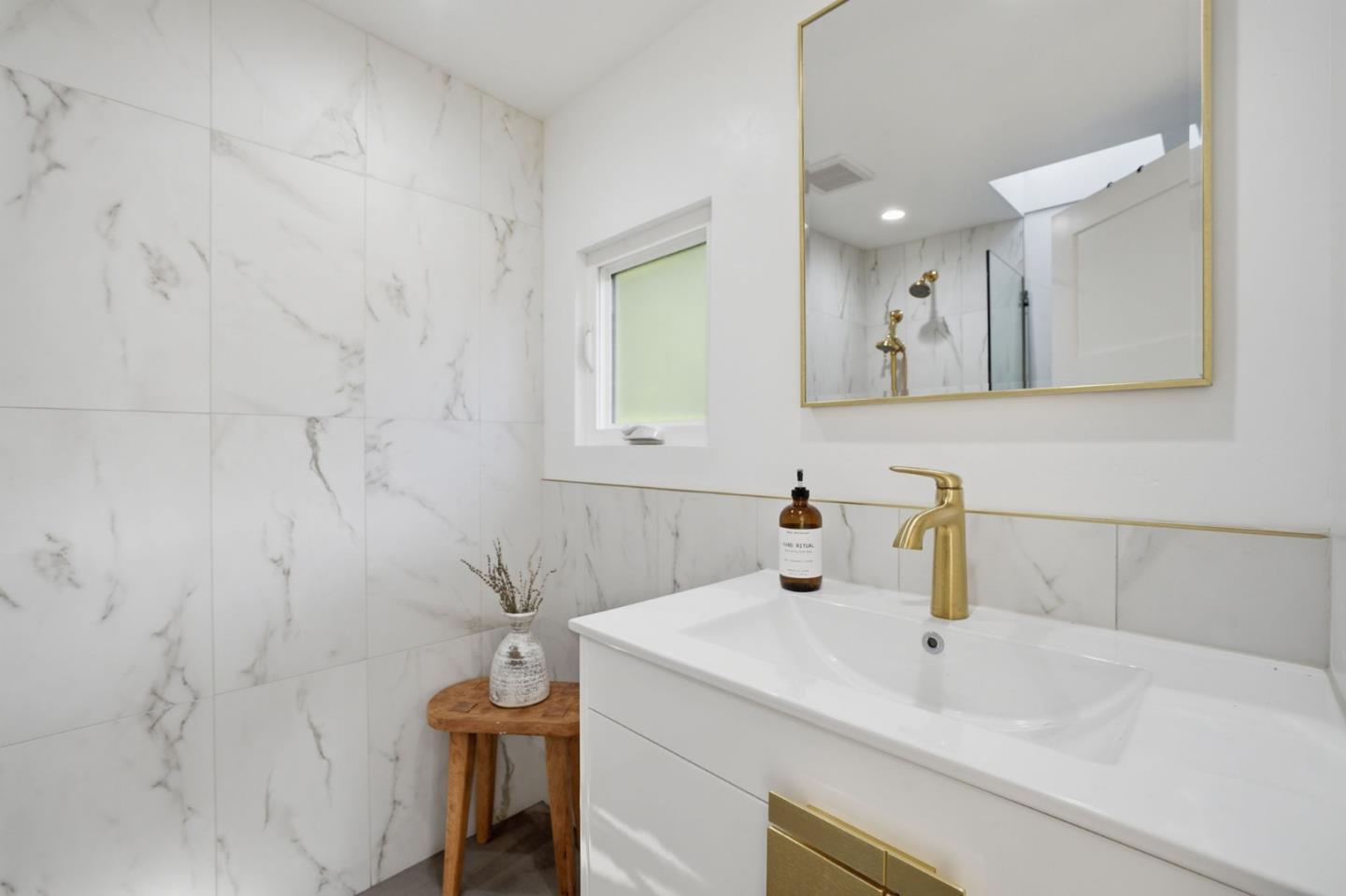 Detail Gallery Image 19 of 46 For 7561 Miller Ave, Gilroy,  CA 95020 - 5 Beds | 3 Baths