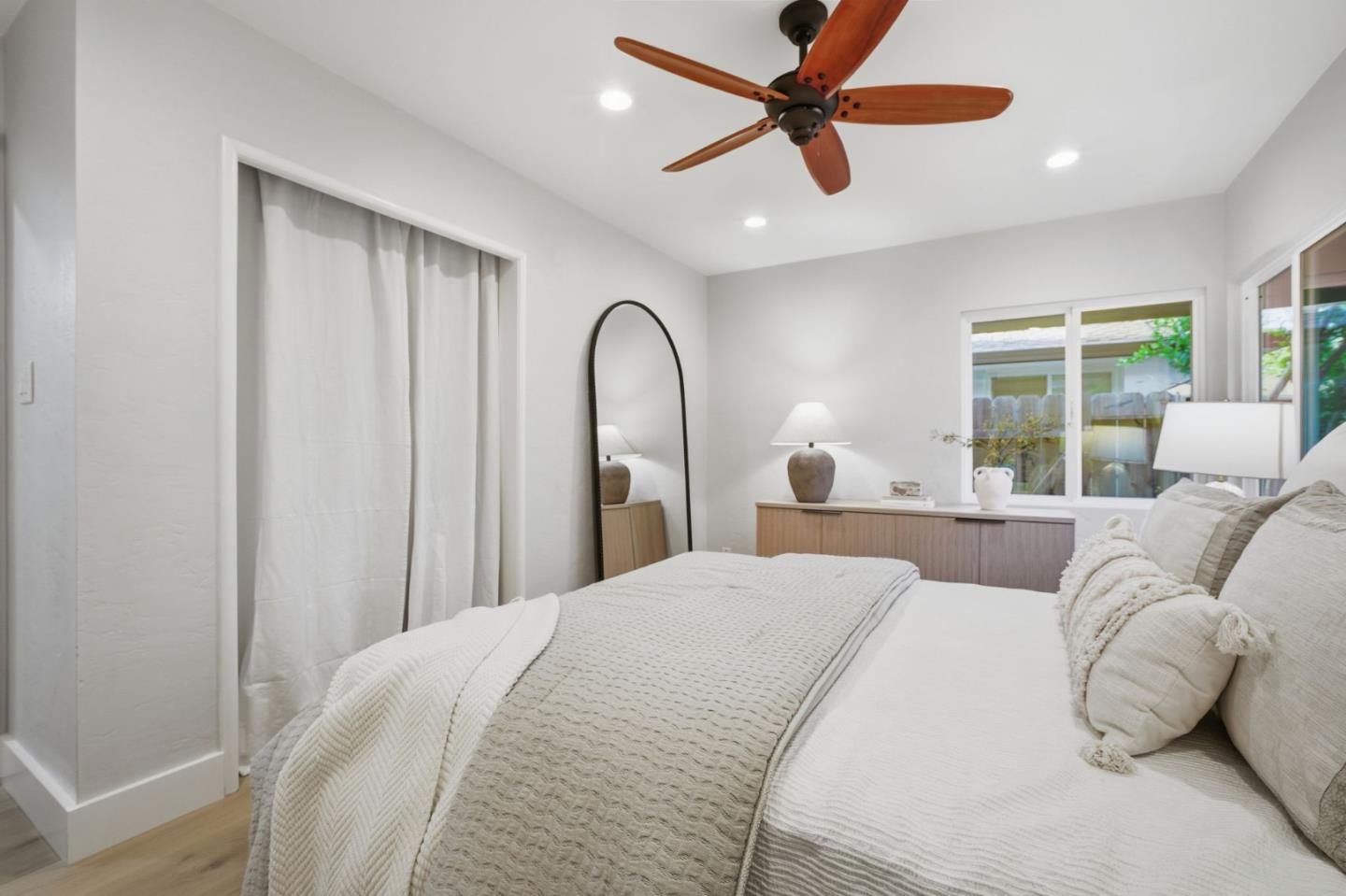 Detail Gallery Image 26 of 46 For 7561 Miller Ave, Gilroy,  CA 95020 - 5 Beds | 3 Baths