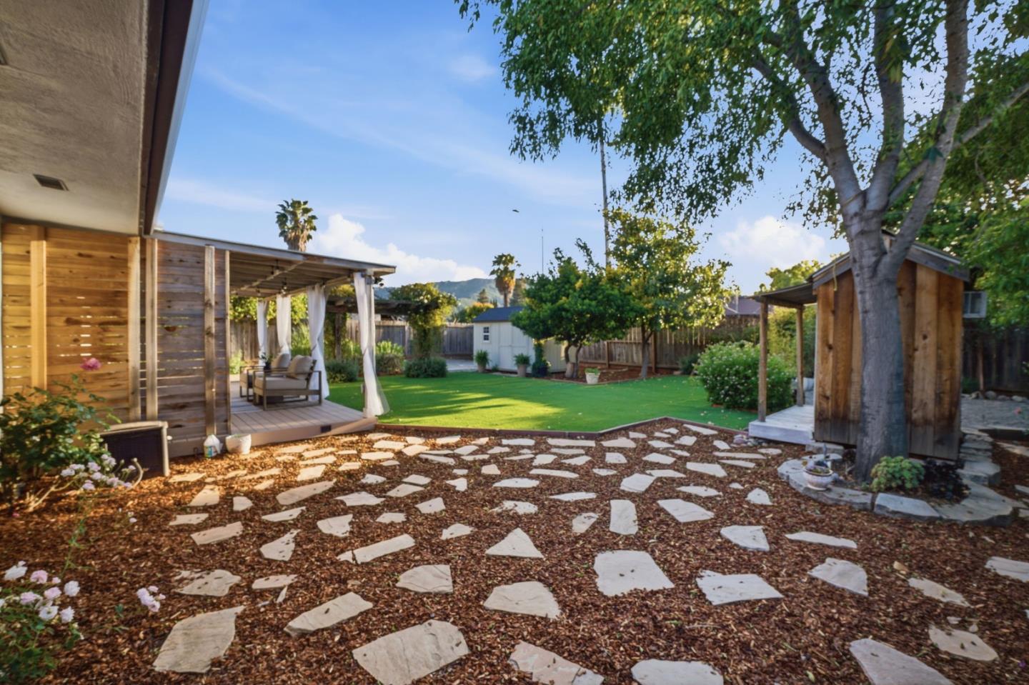 Detail Gallery Image 39 of 46 For 7561 Miller Ave, Gilroy,  CA 95020 - 5 Beds | 3 Baths