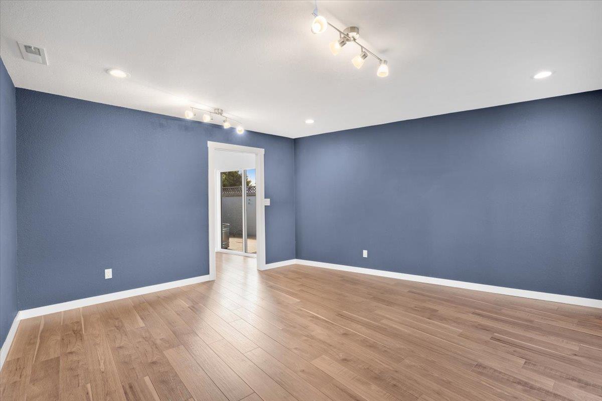 Detail Gallery Image 16 of 35 For 601 Cedar Dr, Watsonville,  CA 95076 - 3 Beds | 1/1 Baths