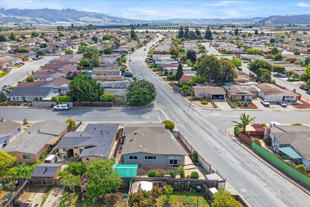 Detail Gallery Image 33 of 35 For 601 Cedar Dr, Watsonville,  CA 95076 - 3 Beds | 1/1 Baths