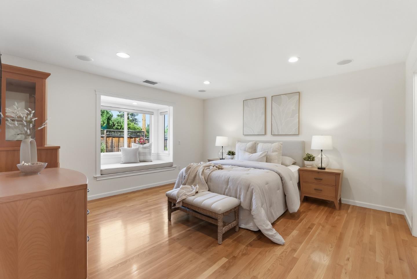 Detail Gallery Image 22 of 47 For 1095 Noriega Ave, Sunnyvale,  CA 94086 - 3 Beds | 2 Baths