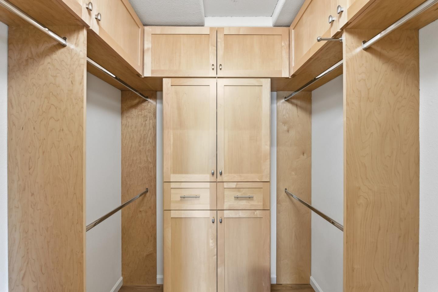 Detail Gallery Image 24 of 47 For 1095 Noriega Ave, Sunnyvale,  CA 94086 - 3 Beds | 2 Baths