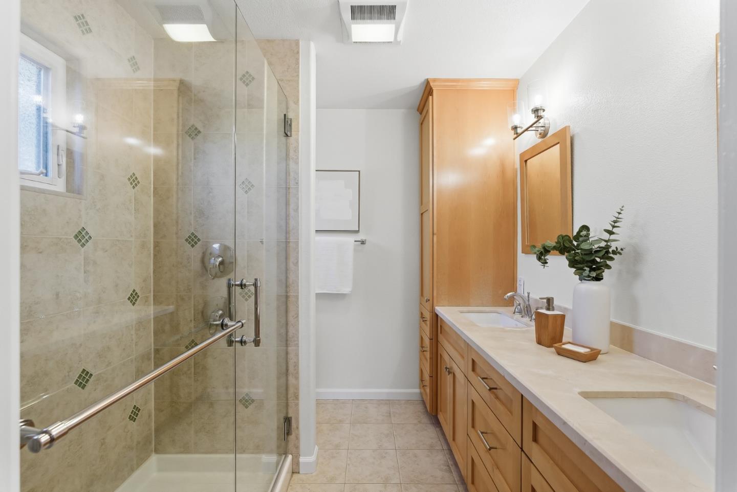 Detail Gallery Image 26 of 47 For 1095 Noriega Ave, Sunnyvale,  CA 94086 - 3 Beds | 2 Baths